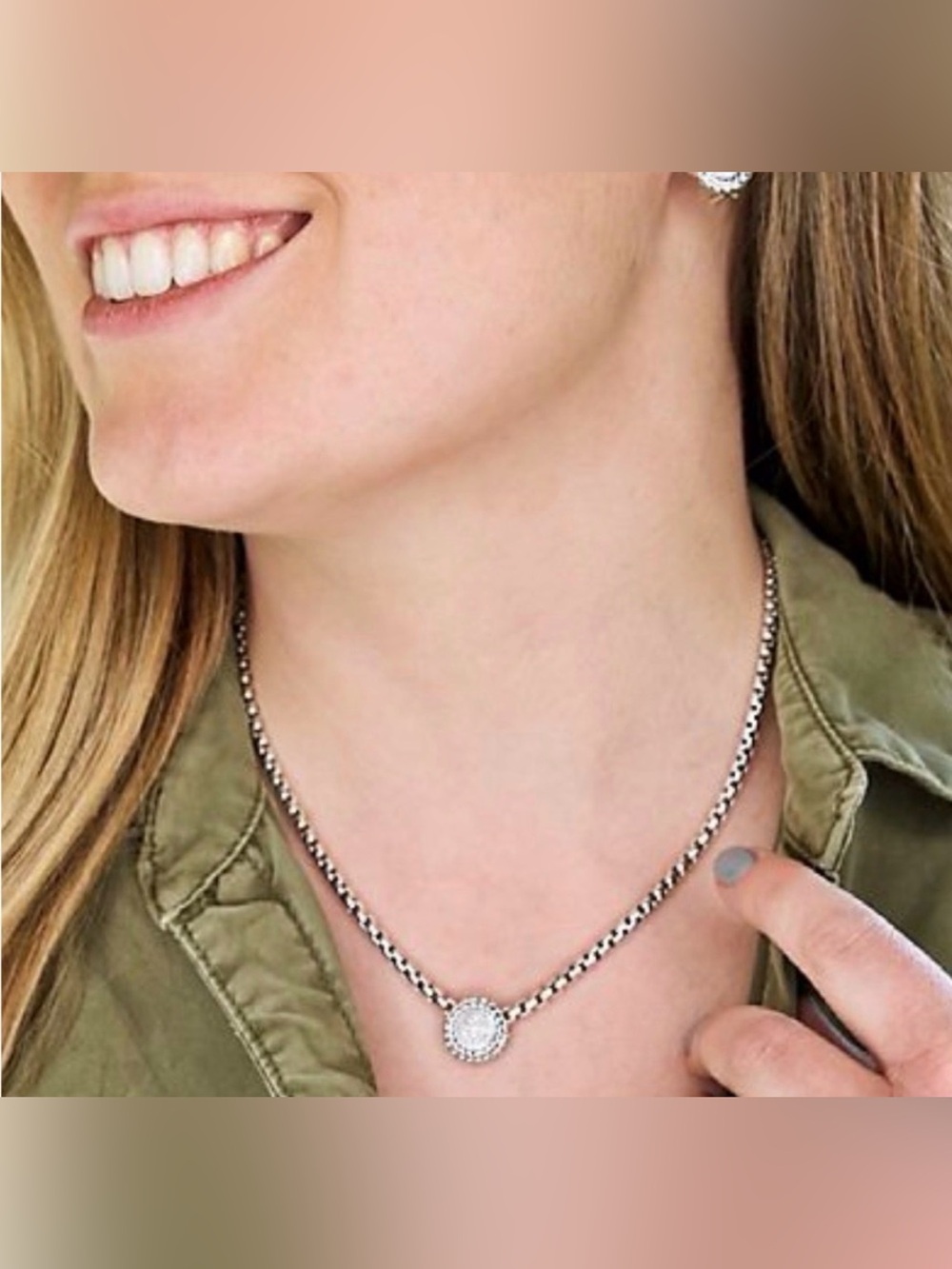 JAI Jewelry pendant necklace